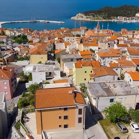 Guest house And Celija Makarska